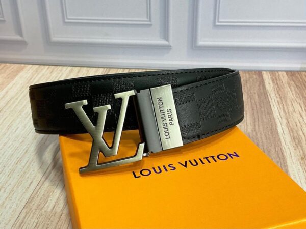 CORREA LOUIS VUITON