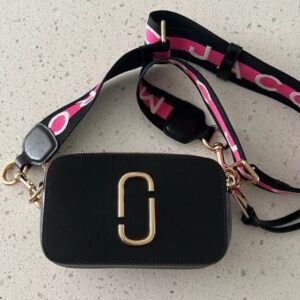 MANOS LIBRES MARC JACOBS