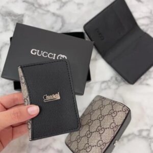 Tarjetero Gucci