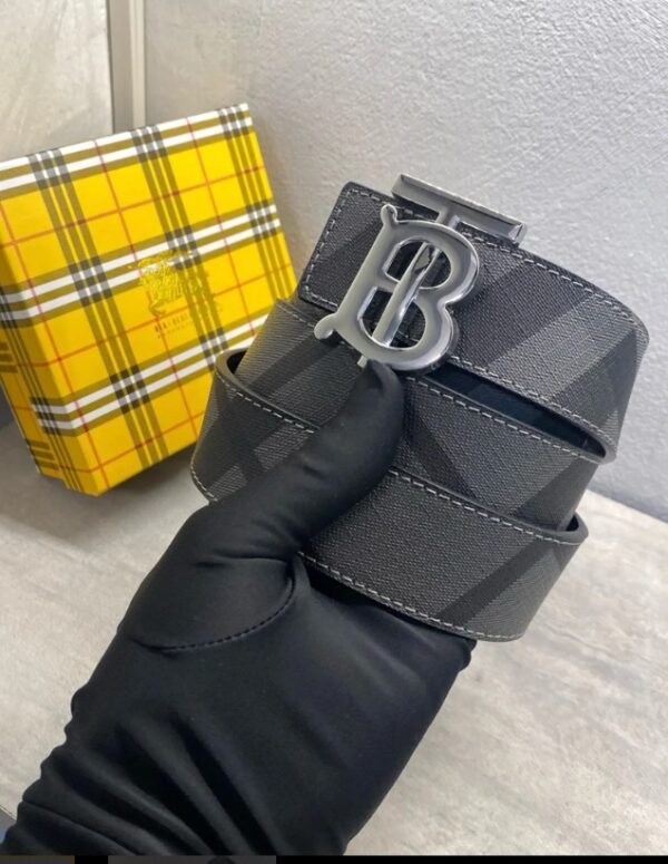 CINTURÓN BURBERRY