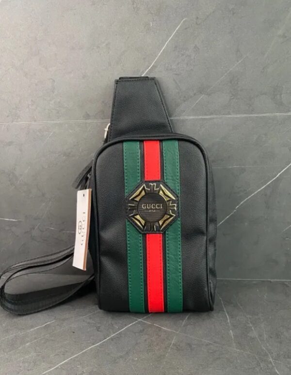 PECHERA GUCCI