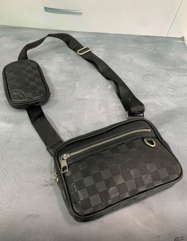 CARRIEL LOUIS VUITTON
