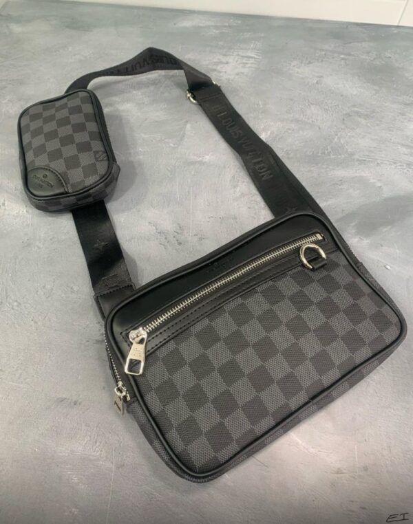 CARRIEL LOUIS VUITTON