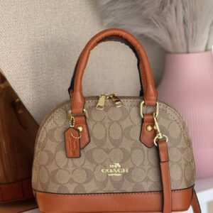 CARTERA COACH