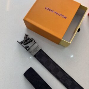 Correa Louis Vuitton
